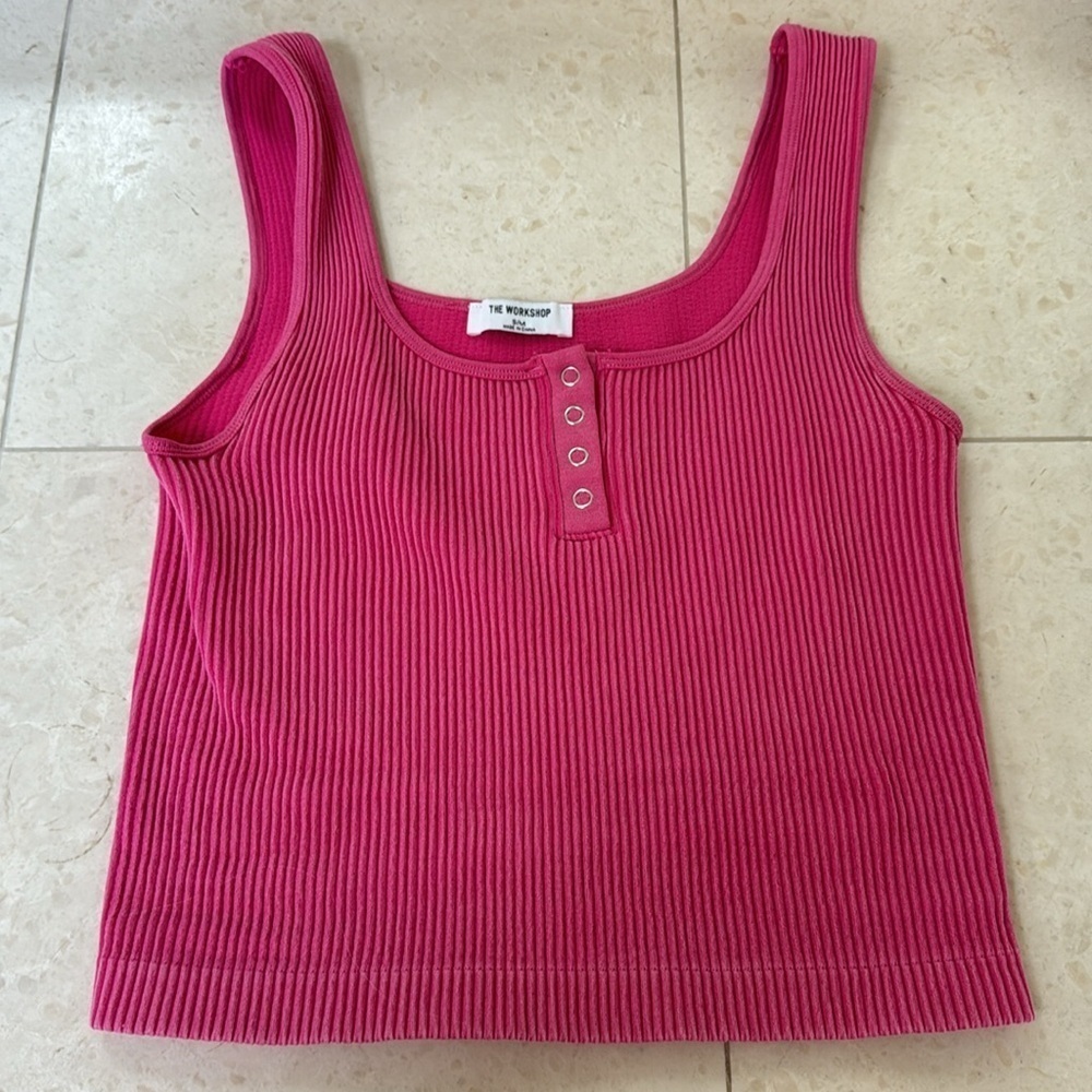 Pink Vici simply seamless scoop neck tank top - Picture 2 of 4